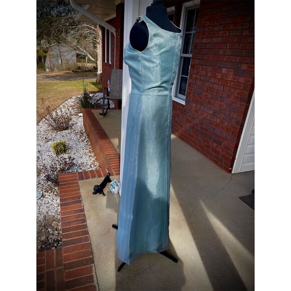 Bill Levkoff Women's Size 10 Blue Sleeveless Long Evening Gown - Picture 4 of 12